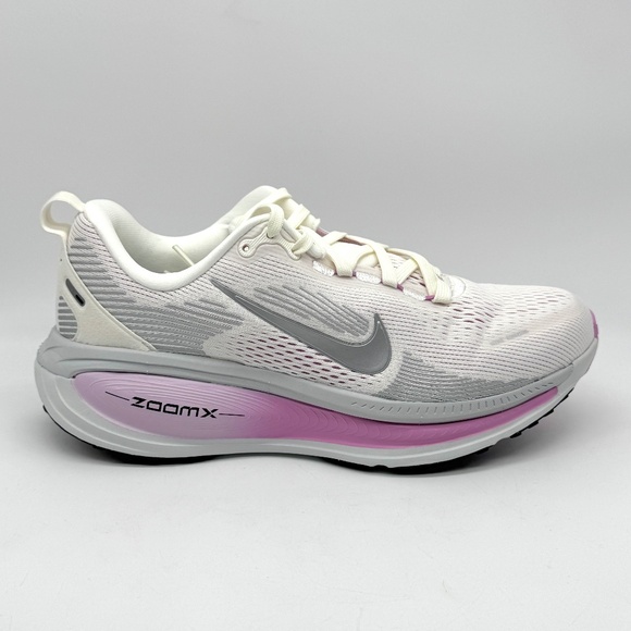 Nike Womens Vomero 18 Sail Metallic Pink Shoes Sz 8.5 New Running IM2503-133 - Picture 1 of 12